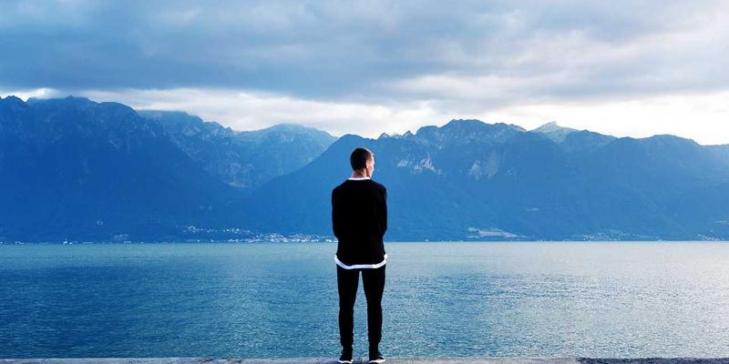 酸奶在印度美食中的灵魂地位：从拉伊塔到发酵饮品，探索印度文化与饮食遗产